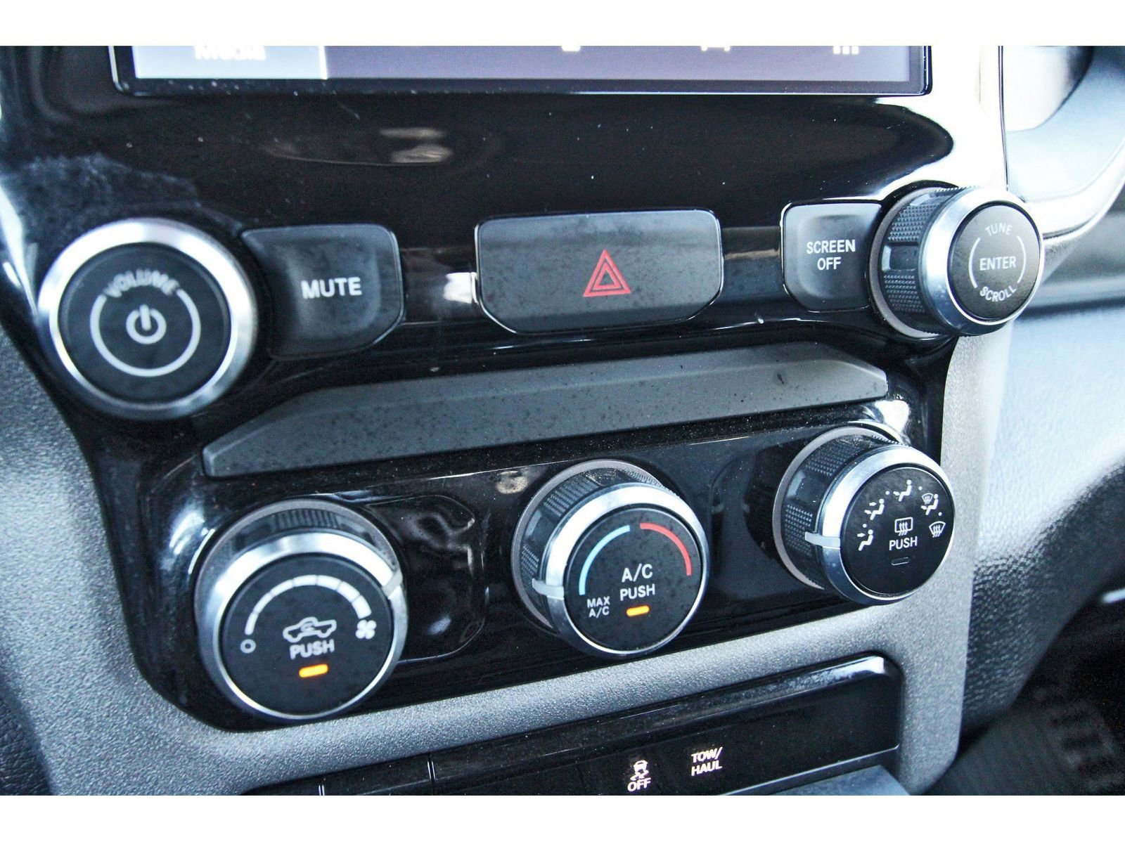 Used 2025 RAM 2500 Tradesman image 29