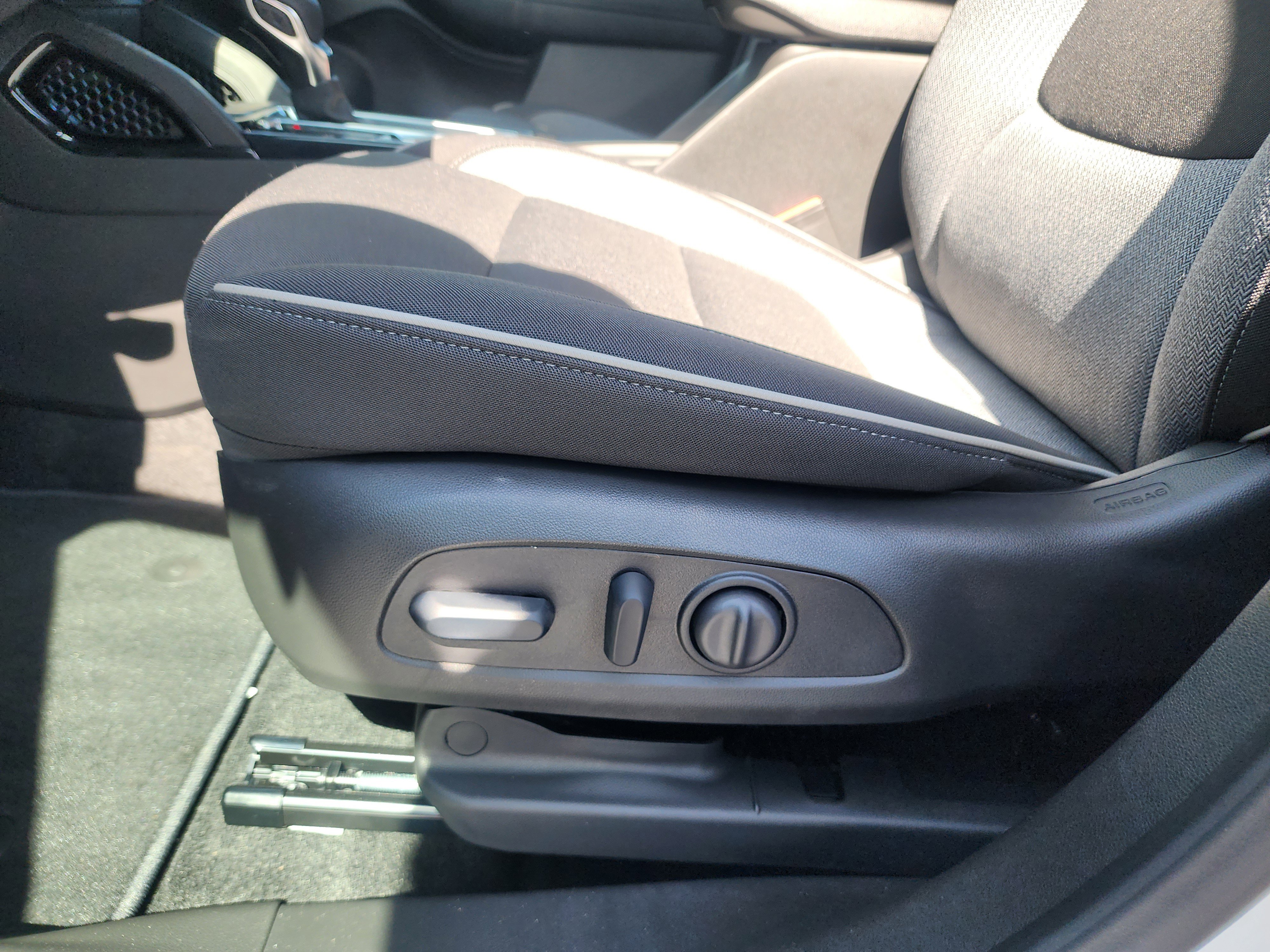 New 2025 Chevrolet TrailBlazer LT w/ Convenience Package image 25