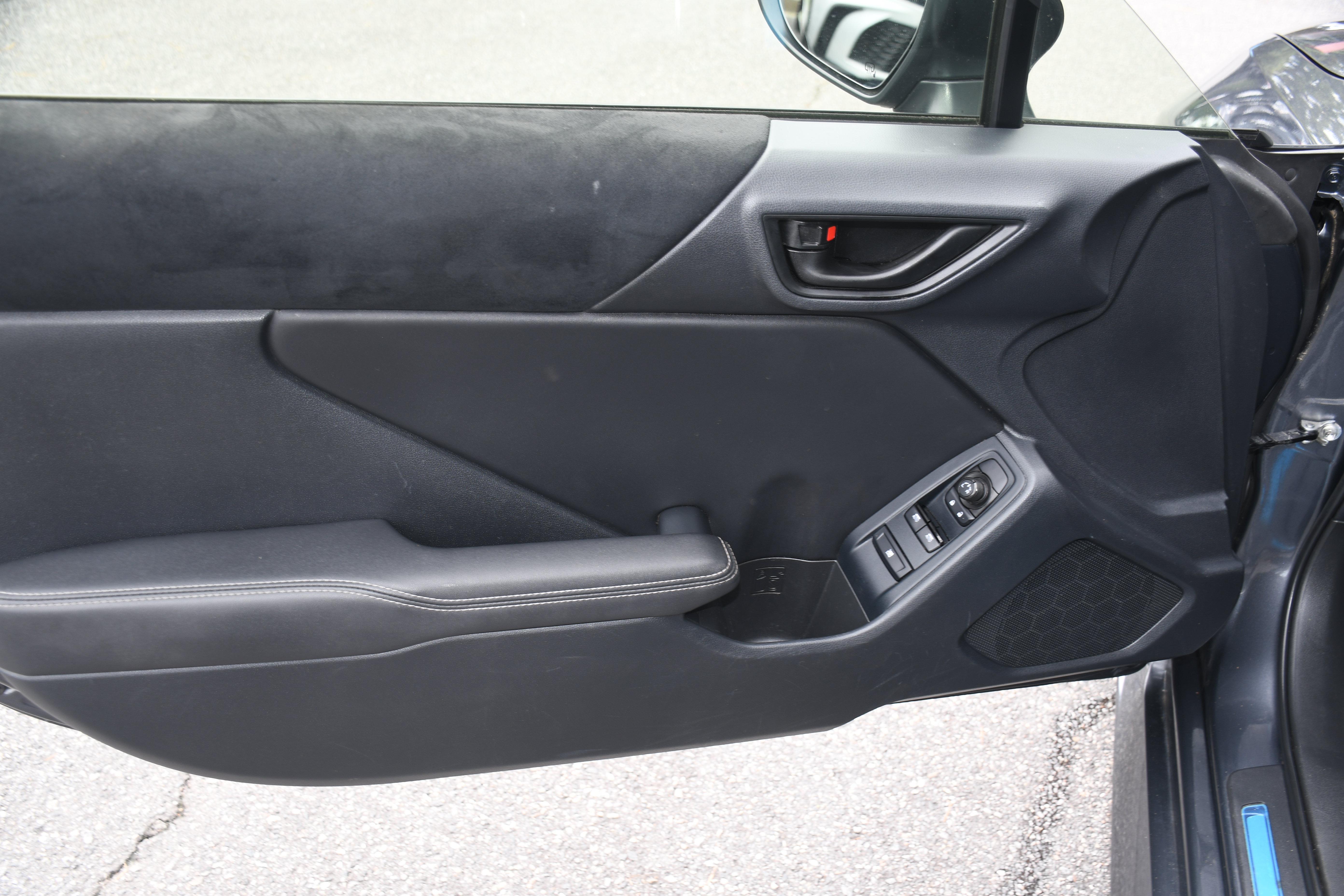 Used 2024 Toyota GR86 Premium RWD image 9