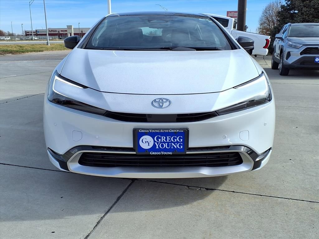 New 2026 Toyota Prius Plug-In Hybrid image 9