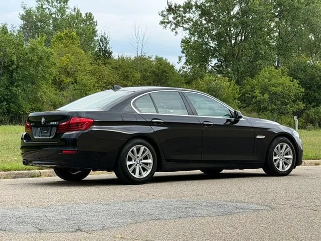 Used 2015 BMW 528i xDrive Sedan AWD/4WD image 9