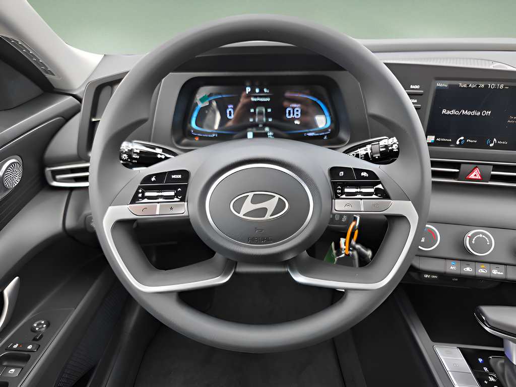 New 2026 Hyundai Elantra SE w/ Cargo Package FWD image 14