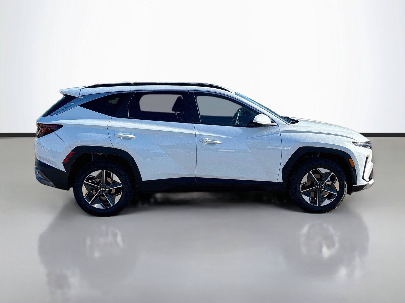 New 2026 Hyundai Tucson SEL AWD/4WD image 17
