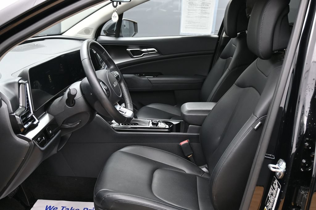 Used 2023 Kia Sportage EX AWD/4WD image 14