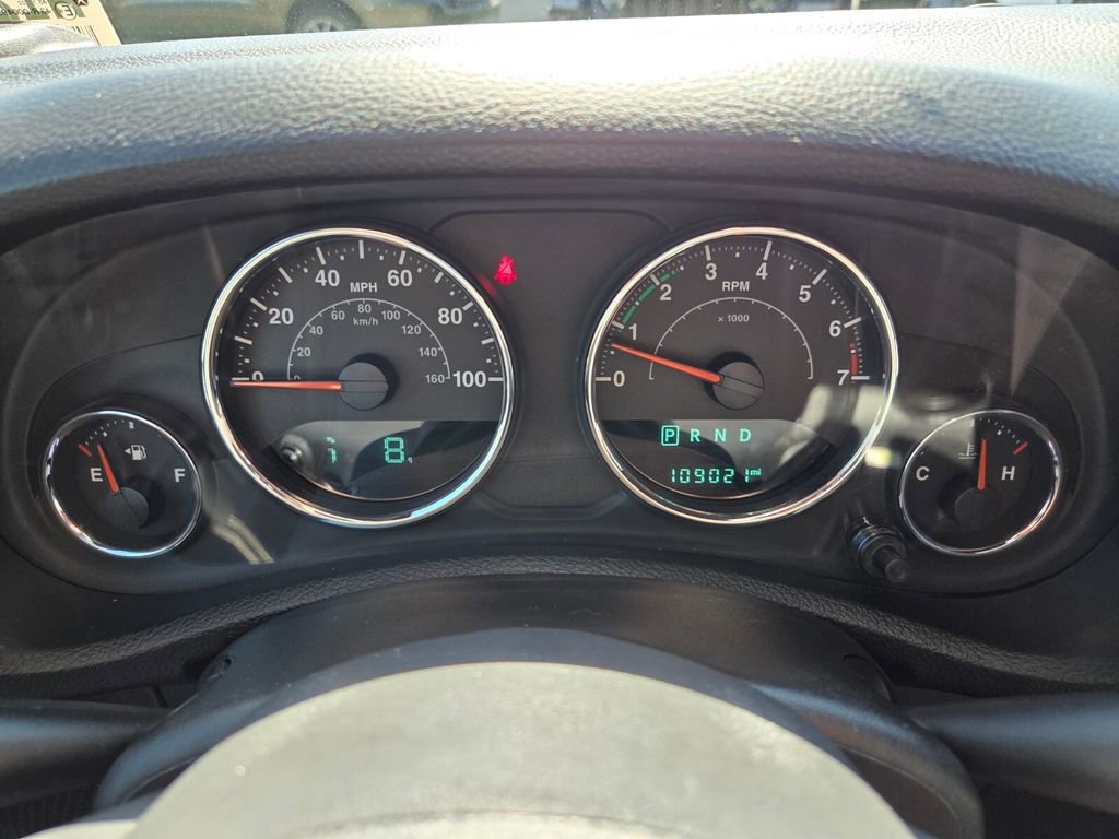 Used 2018 Jeep Wrangler Unlimited Sport AWD/4WD image 26