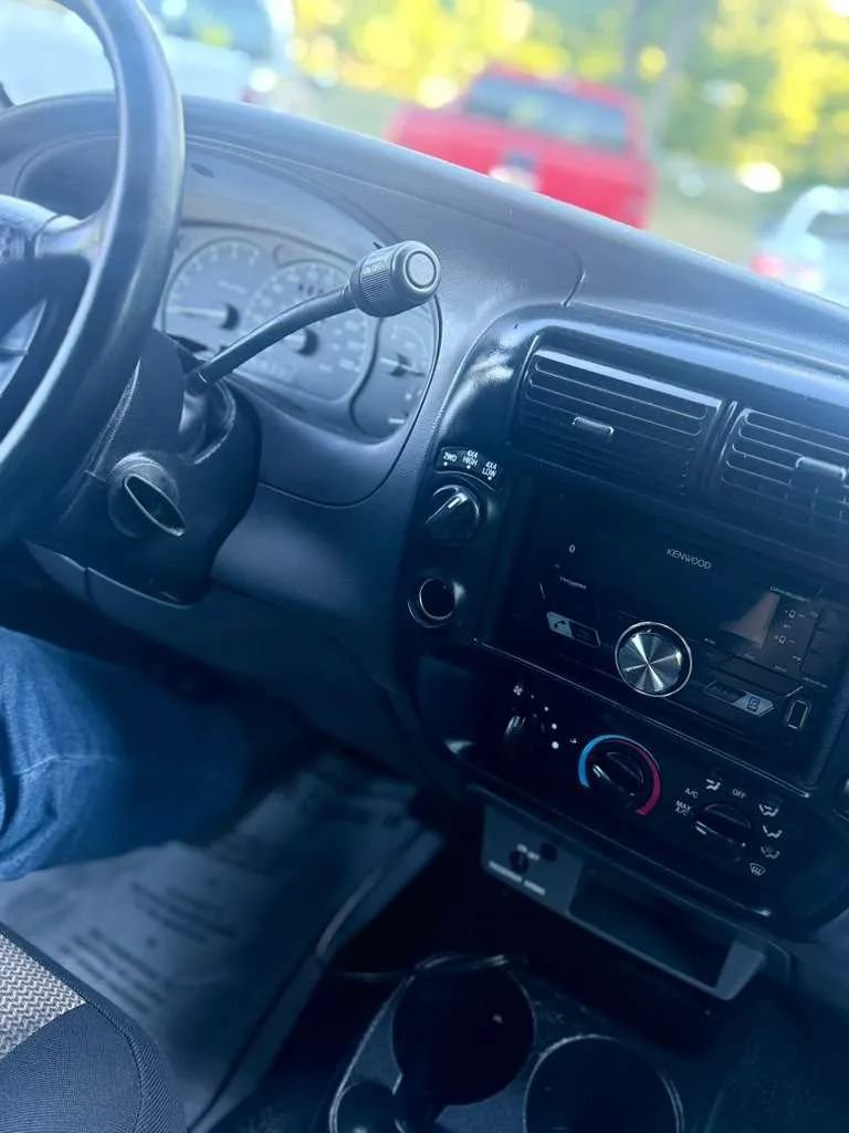 Used 2002 Ford Ranger FX4 AWD/4WD image 13