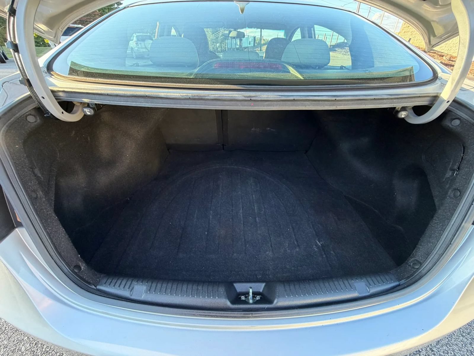 Used 2013 Hyundai Elantra GLS FWD image 13