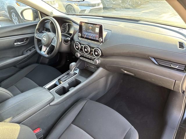 Used 2024 Nissan Sentra SV FWD image 12