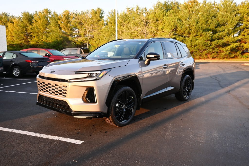 New 2026 Toyota RAV4 XSE w/ Panoramic Sun Roof Package AWD/4WD image 2