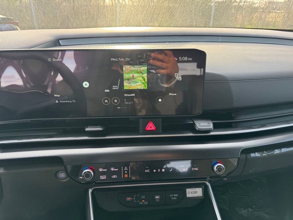 New 2026 Kia Carnival FWD image 16