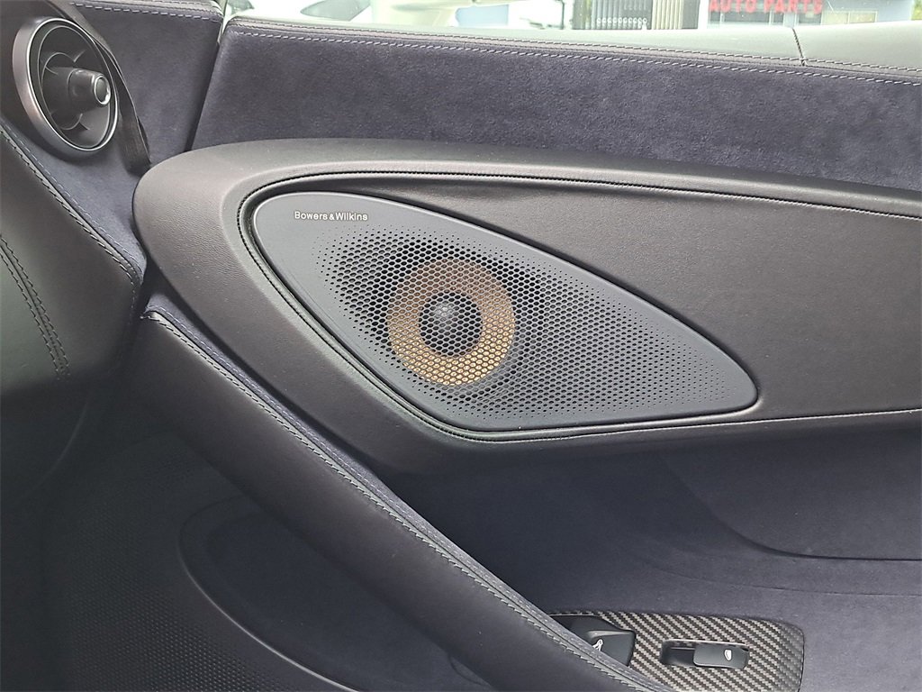 Used 2017 McLaren 570S Coupe image 28