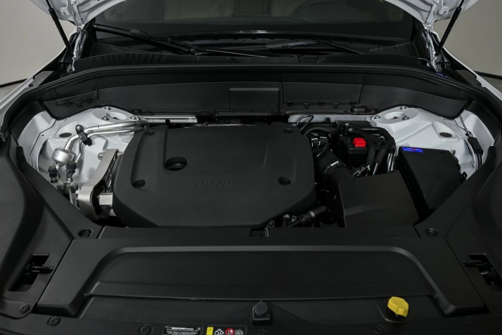 Certified 2026 Volvo XC90 B6 Plus w/ Protection Package Premier image 40