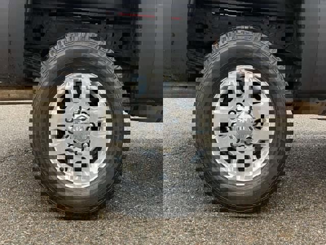 Used 2011 Chevrolet Silverado 2500 LT w/ Convenience Package image 7