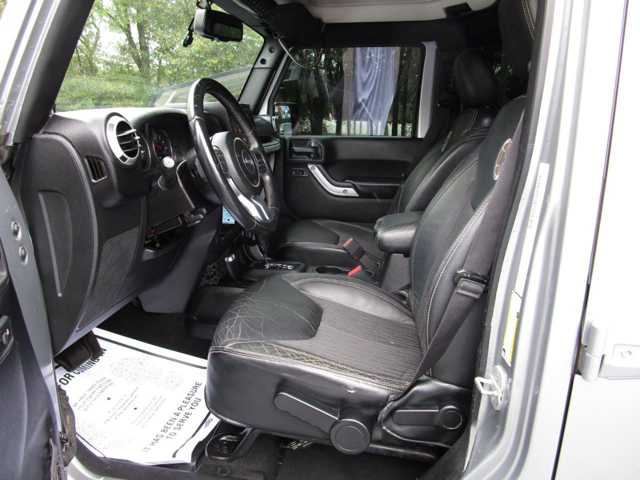 Used 2013 Jeep Wrangler Unlimited Sport AWD/4WD image 17