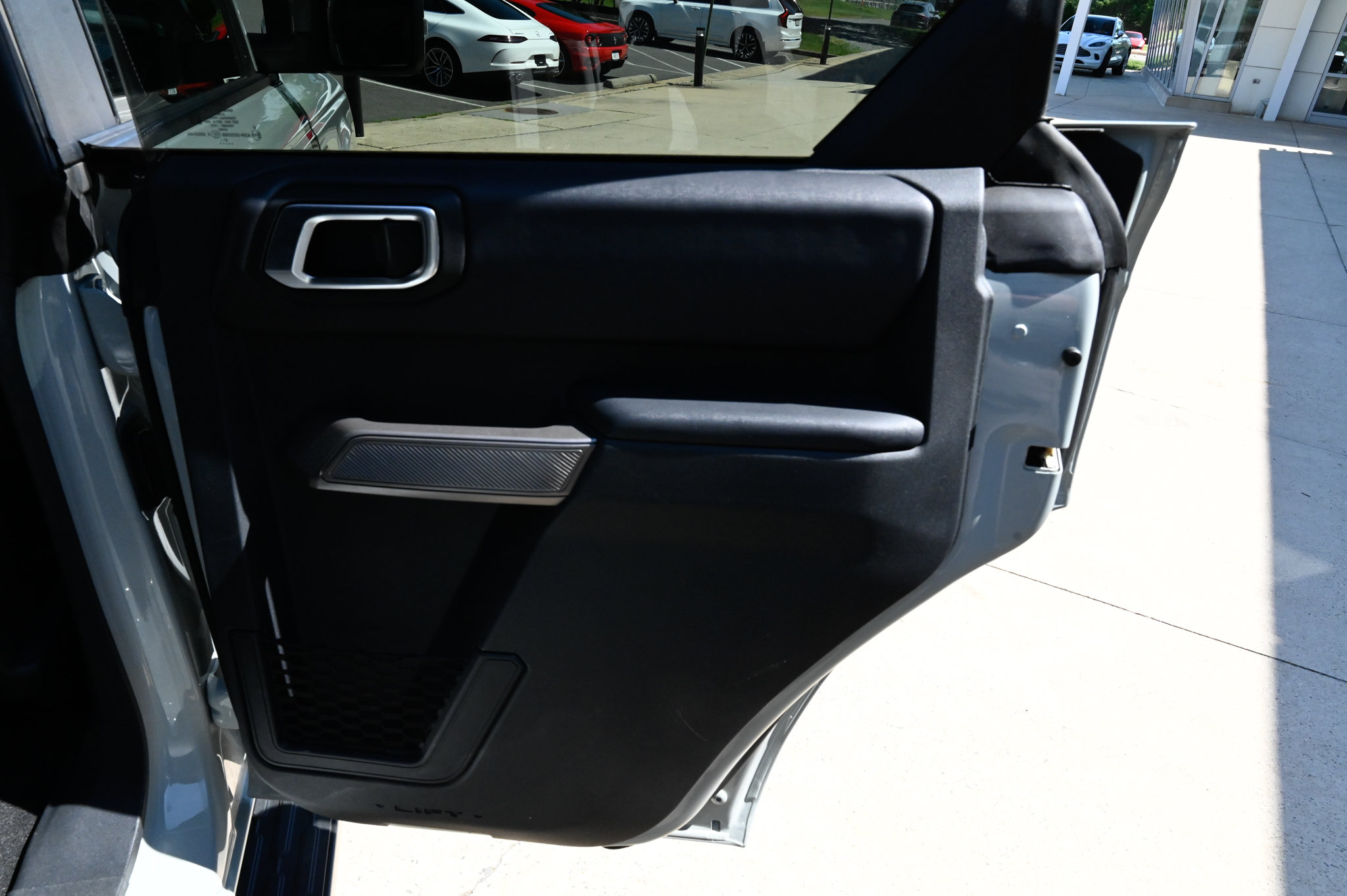 Used 2021 Ford Bronco First Edition AWD/4WD image 42