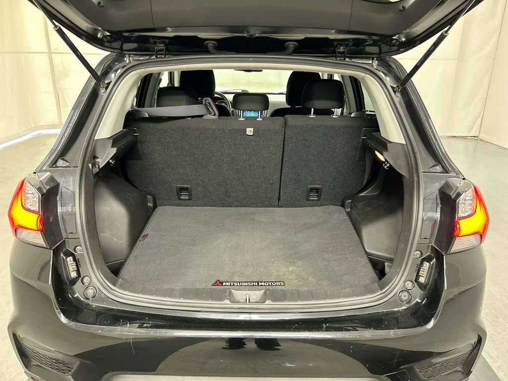 Used 2021 Mitsubishi Outlander Sport Black Edition image 21