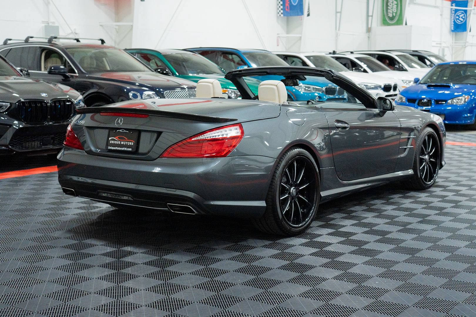 Used 2013 Mercedes-Benz SL 550 image 8