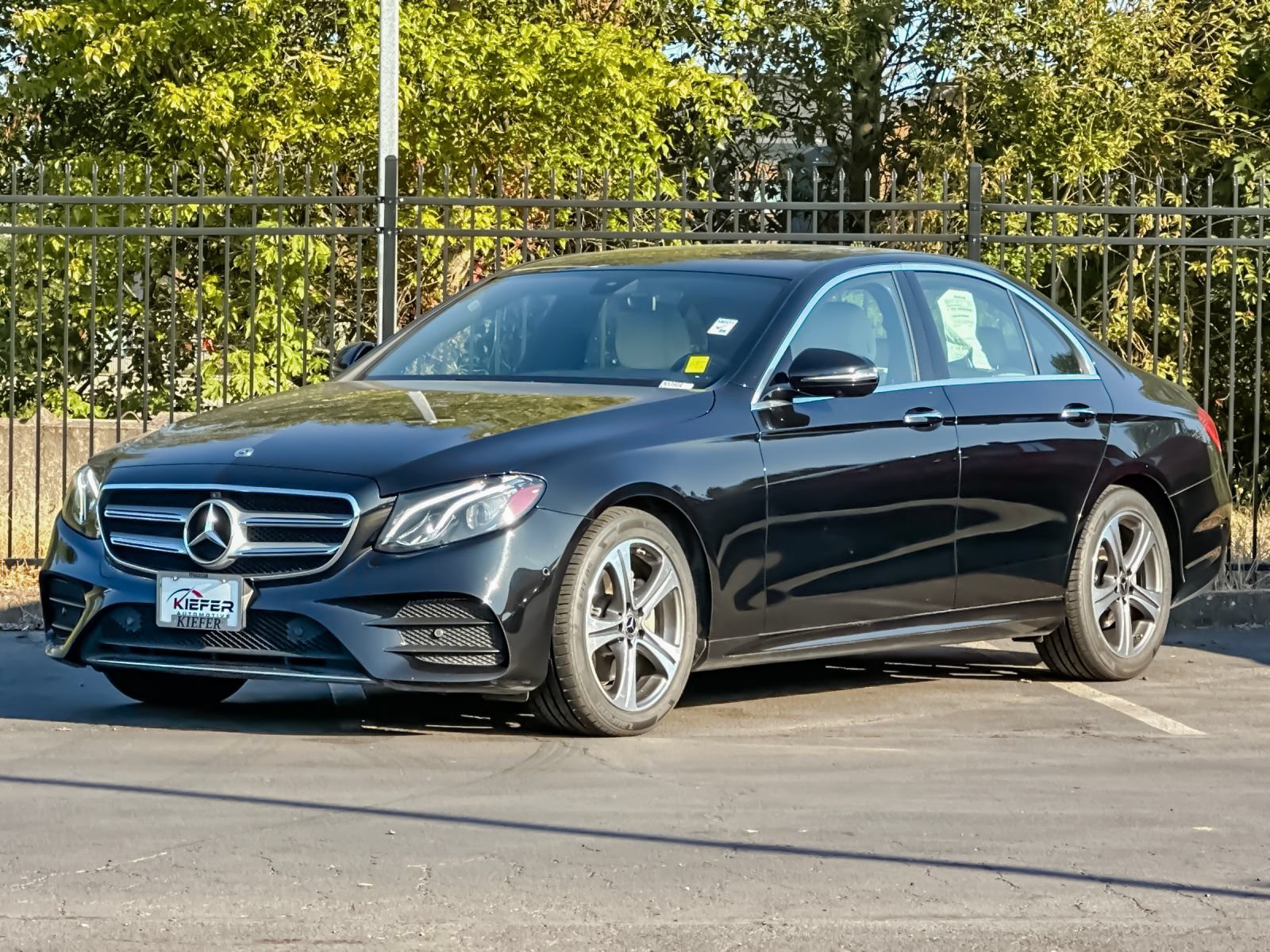 Used 2019 Mercedes-Benz E 300 image 8