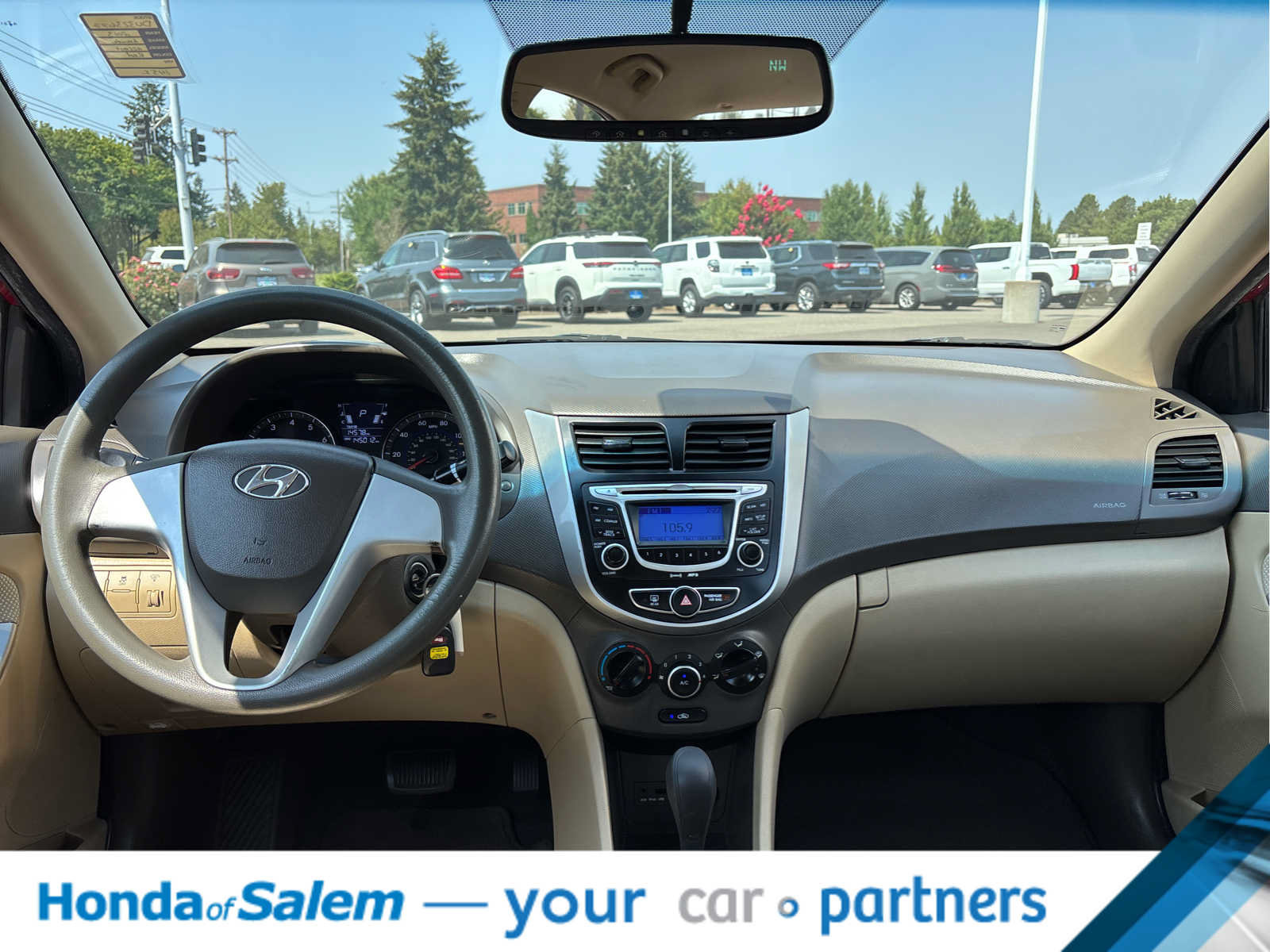 Used 2013 Hyundai Accent GLS FWD image 10