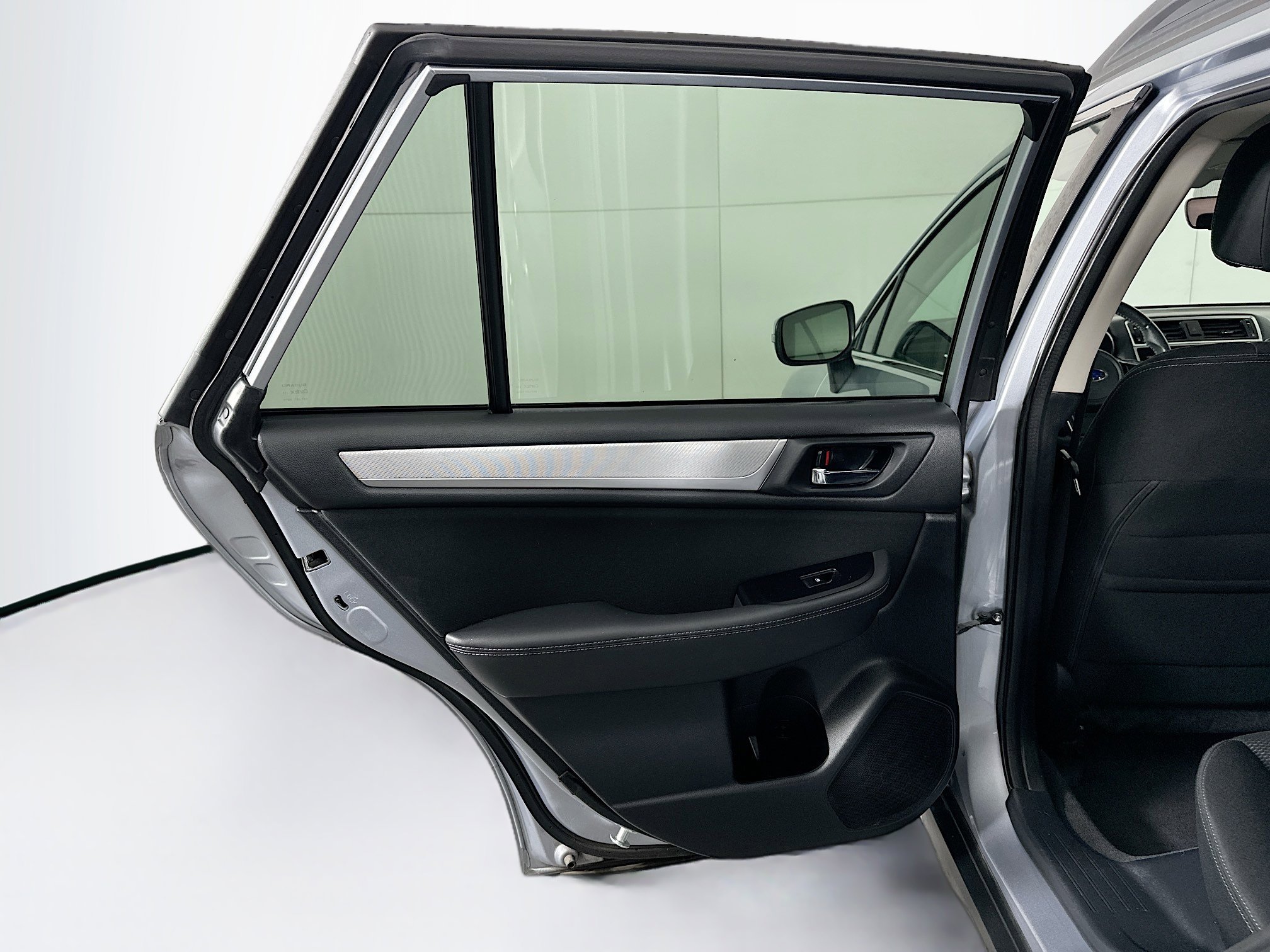 Used 2019 Subaru Outback 2.5i Premium image 24