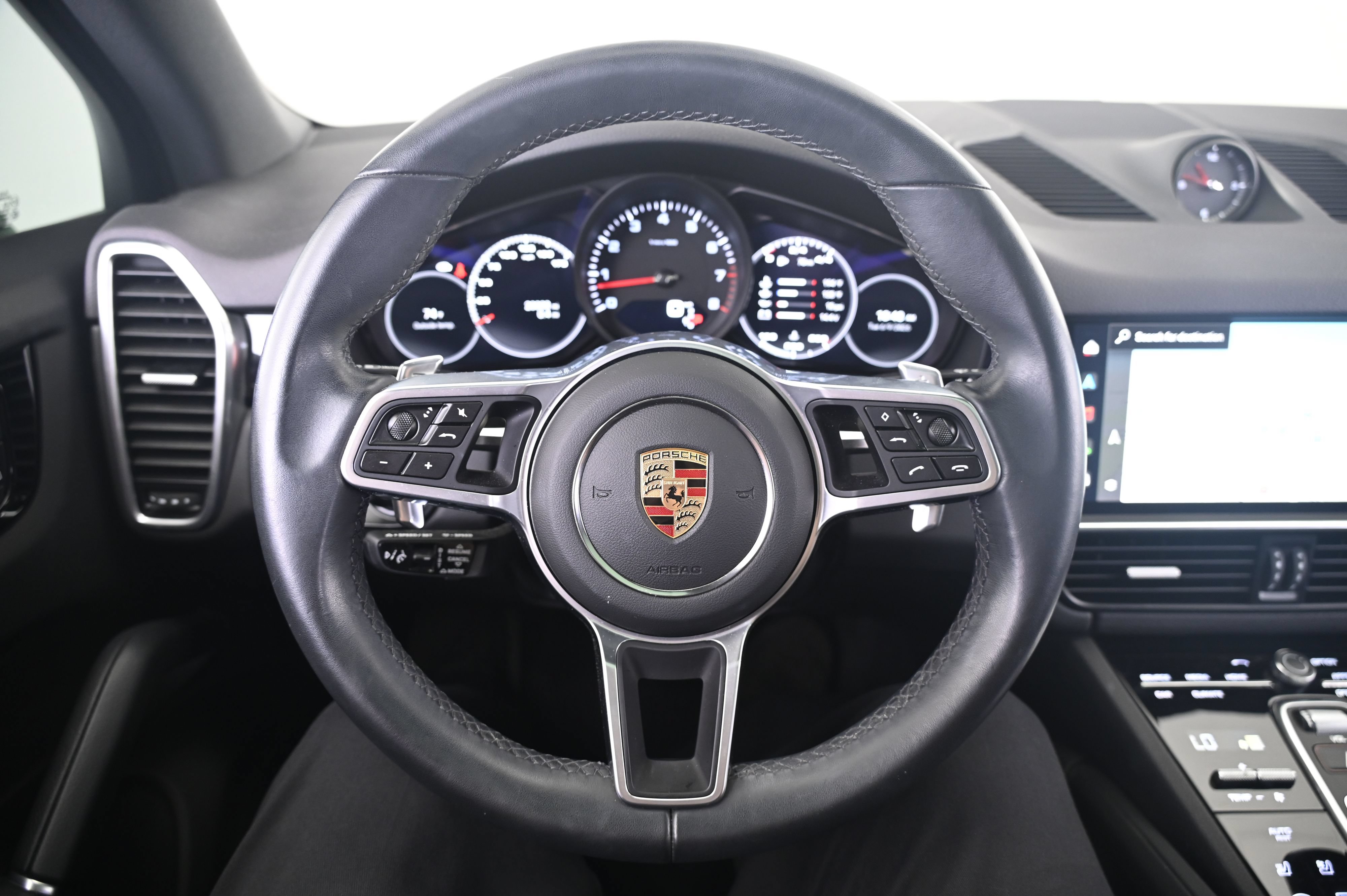 Certified 2023 Porsche Cayenne AWD/4WD image 35