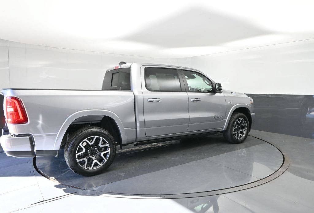 New 2026 RAM 1500 Laramie AWD/4WD image 15