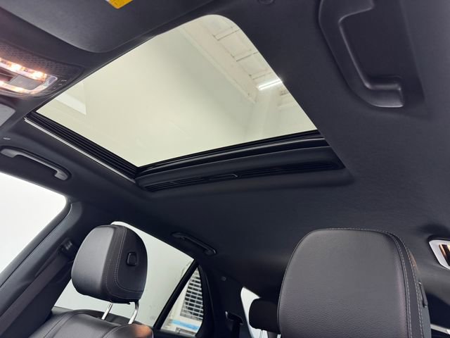 Used 2024 Mercedes-Benz GLE 450 4MATIC image 5
