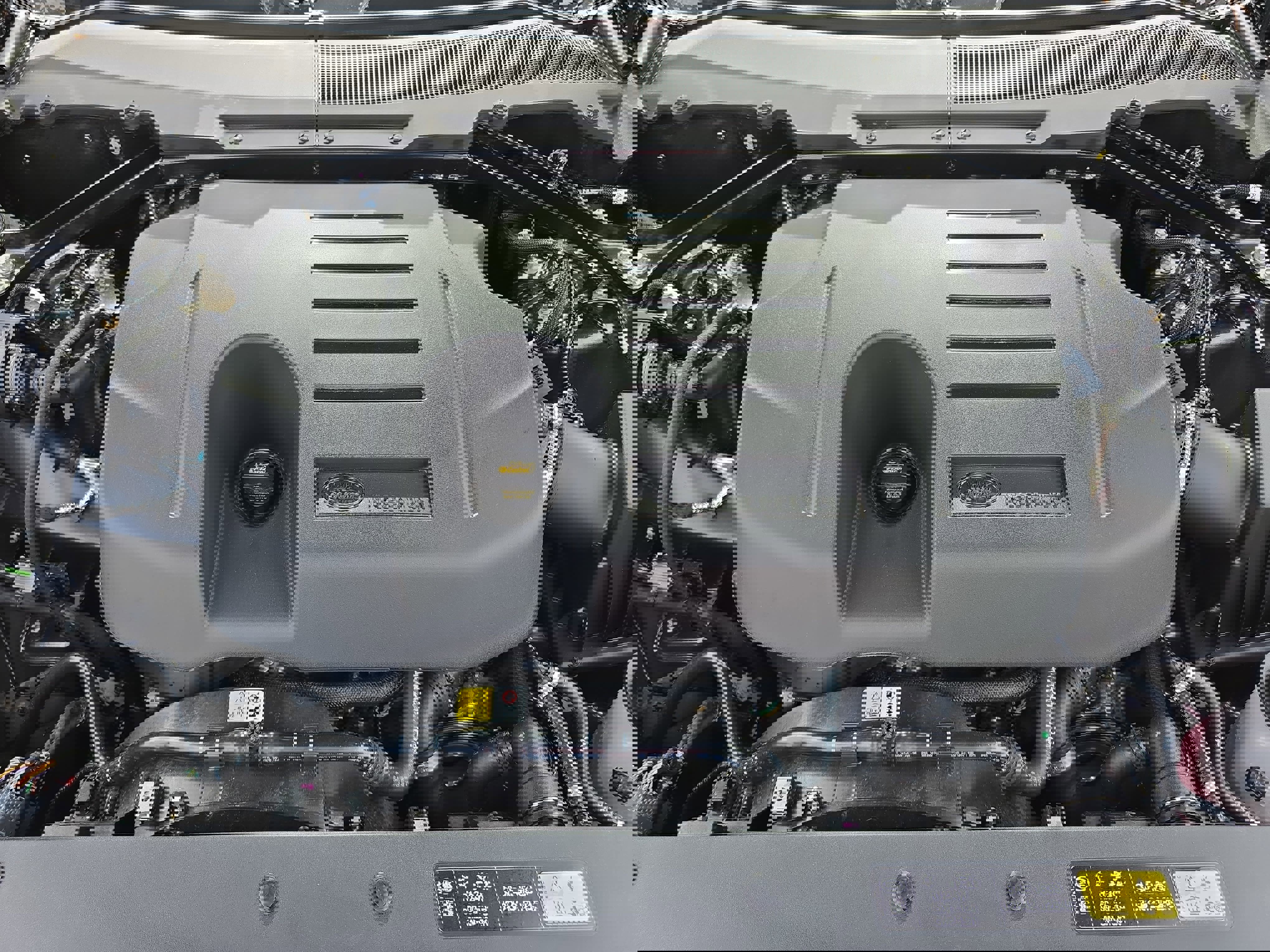 Used 2026 Land Rover Defender 110 X-Dynamic SE AWD/4WD image 29