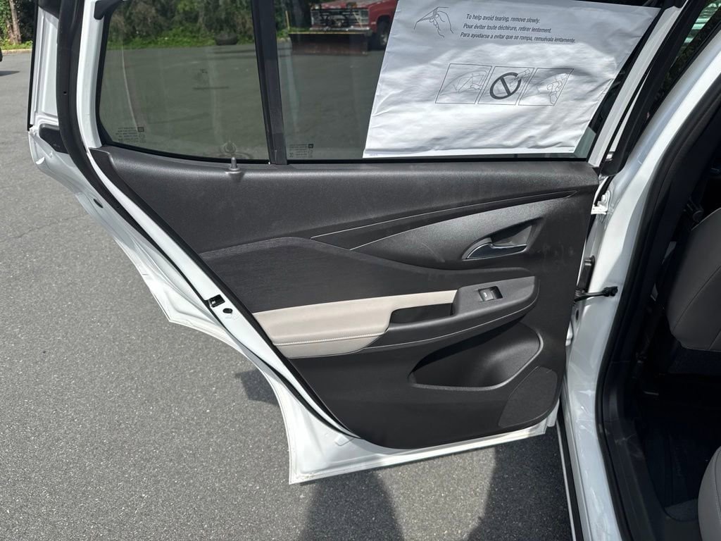 New 2026 Buick Envista Sport Touring FWD image 43