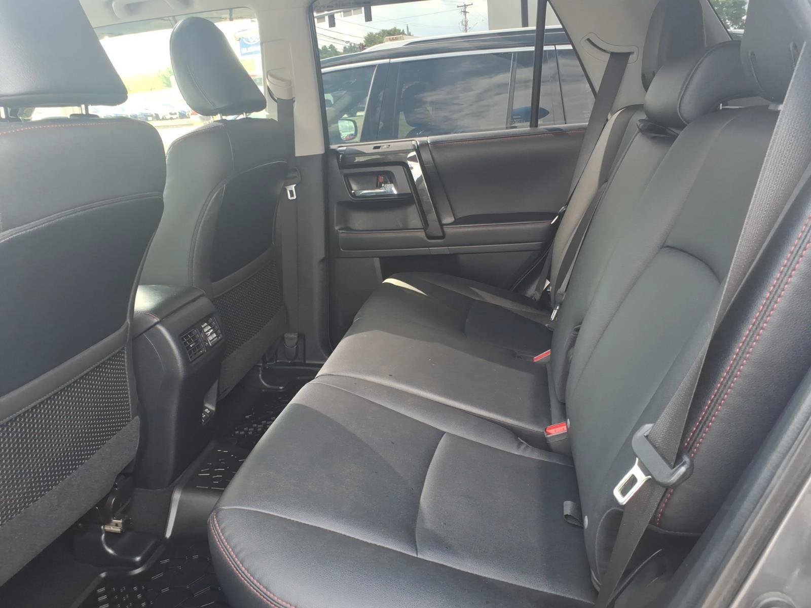 Used 2022 Toyota 4Runner TRD Pro AWD/4WD image 8