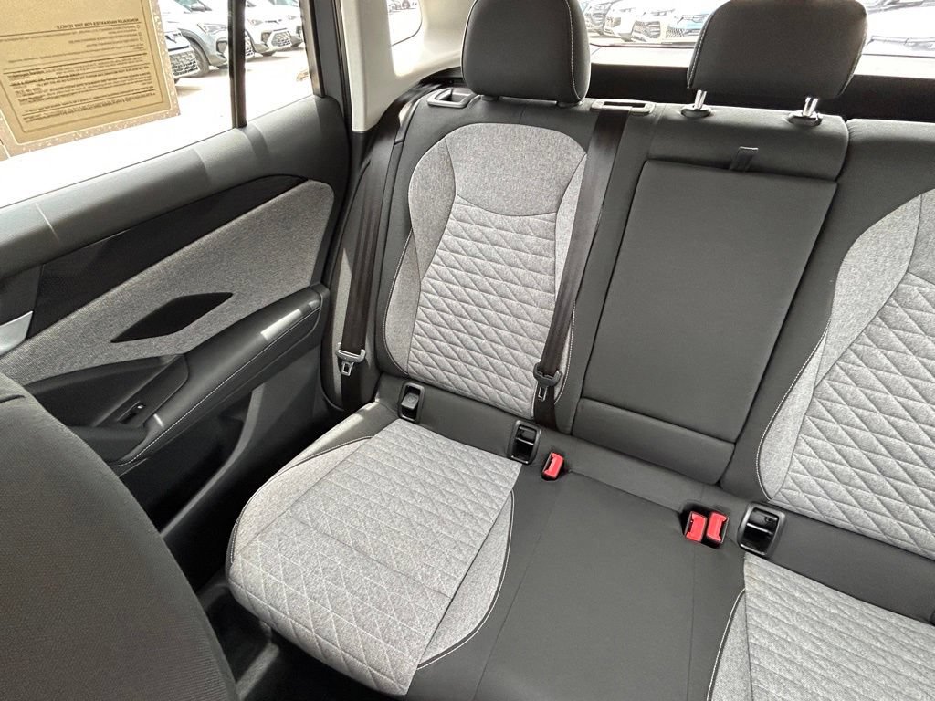 Certified 2025 Volkswagen Tiguan S FWD image 14