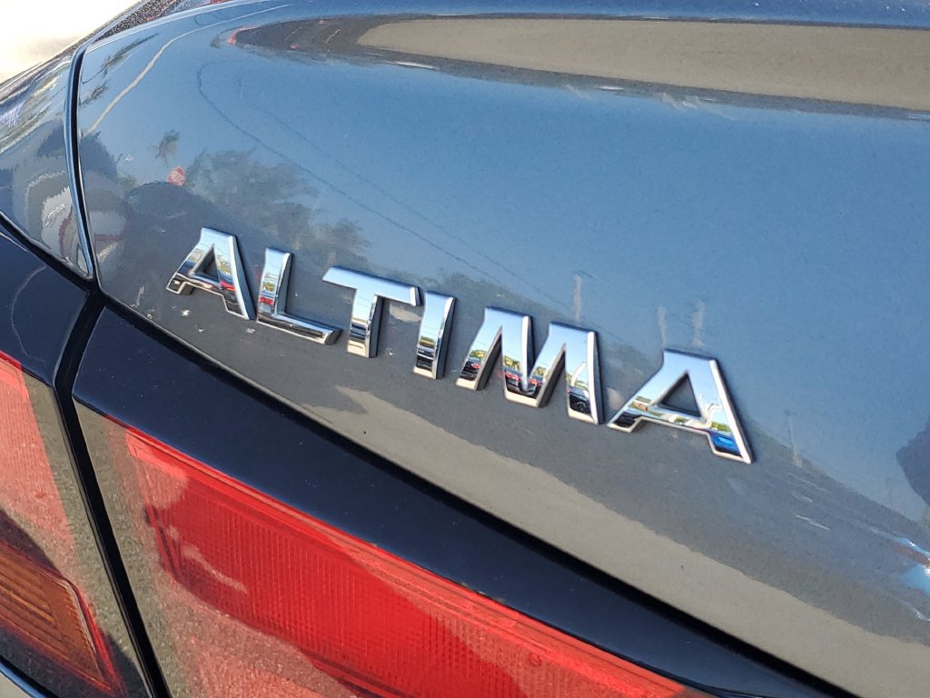 Certified 2020 Nissan Altima 2.5 S FWD image 11