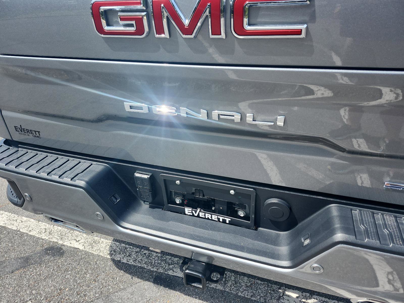 Certified 2024 GMC Sierra 1500 Denali image 4