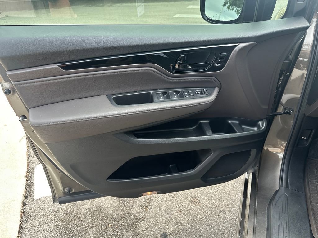 Used 2020 Honda Odyssey Elite image 15