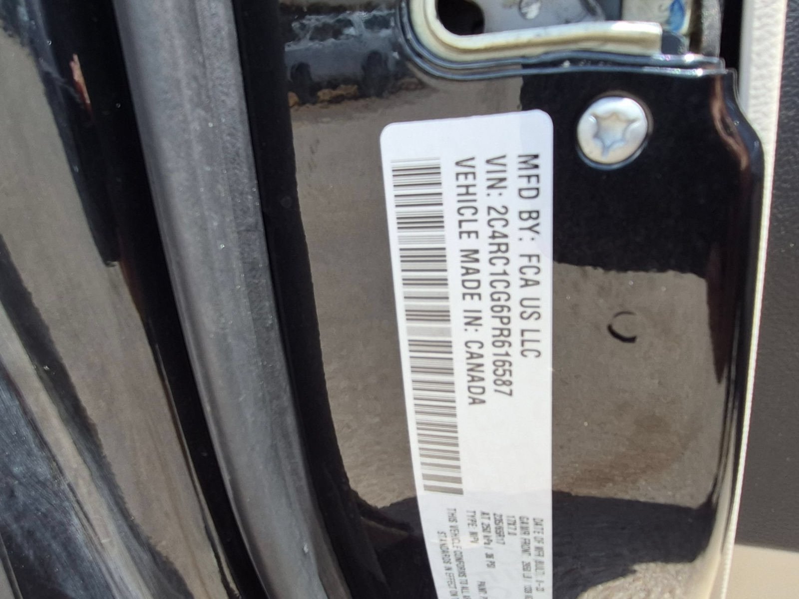 Used 2023 Chrysler Voyager LX FWD image 29