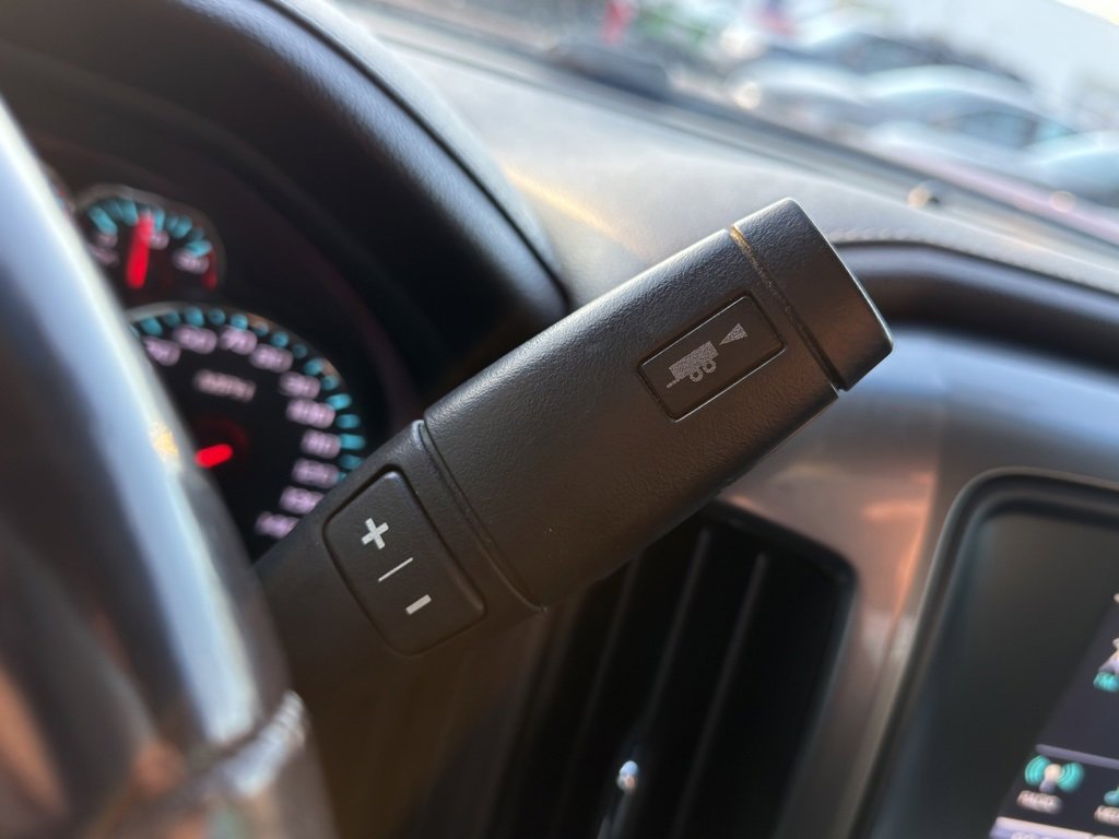 Used 2018 Chevrolet Silverado 1500 LTZ w/ Sport Package image 45