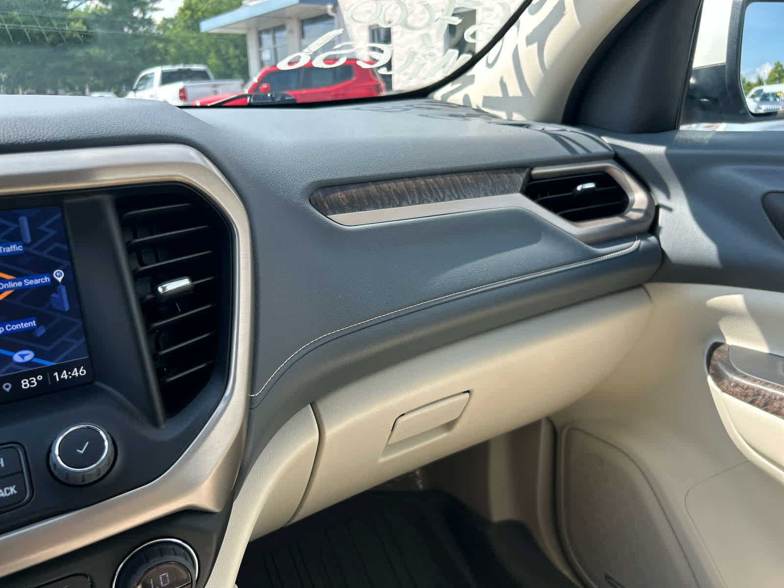 Used 2023 GMC Acadia Denali w/ Denali Ultimate Package AWD/4WD image 21