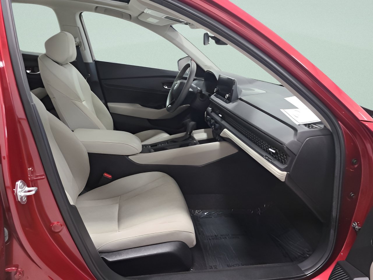 Used 2024 Honda Accord EX image 12