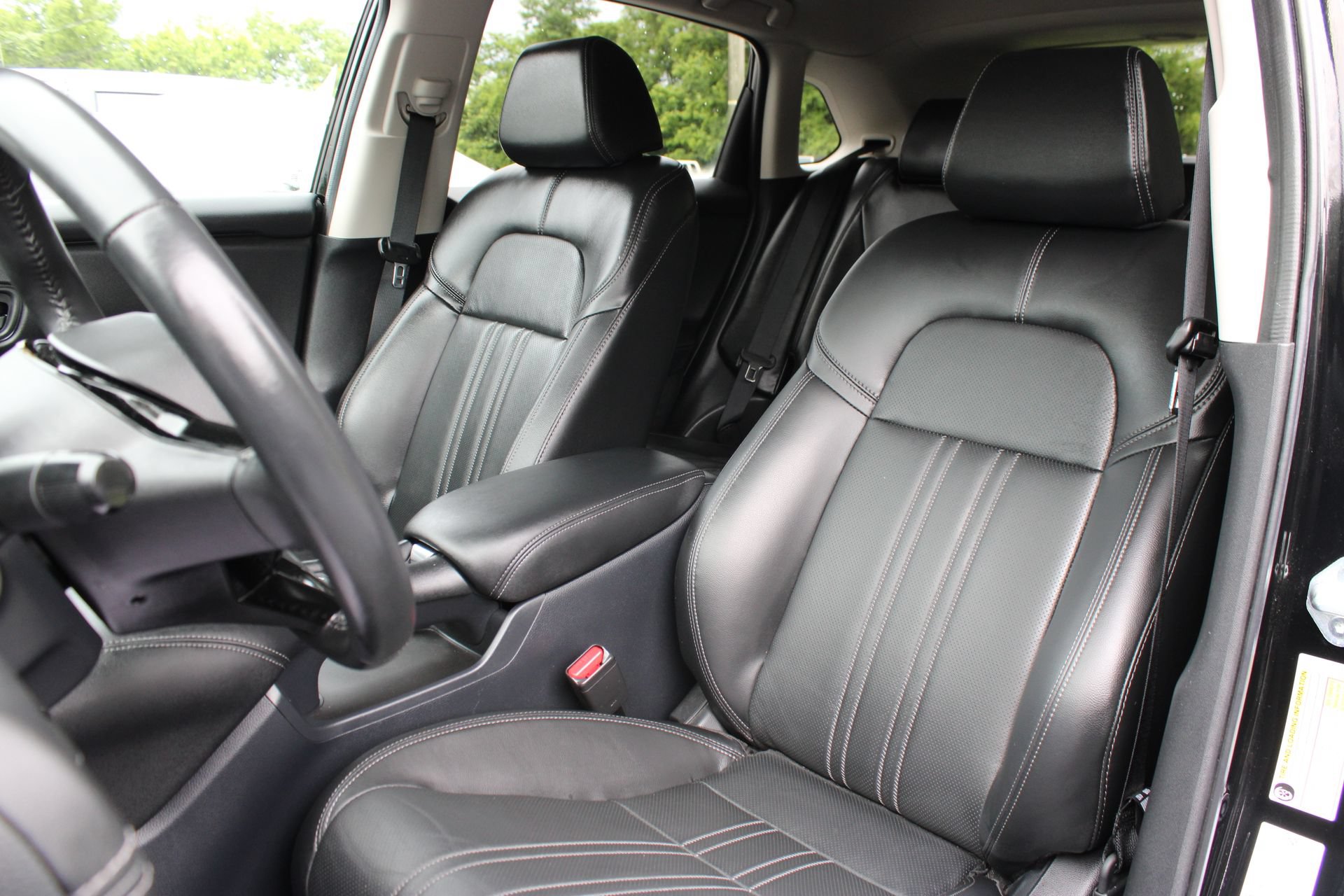 Used 2025 Honda HR-V EX-L image 14