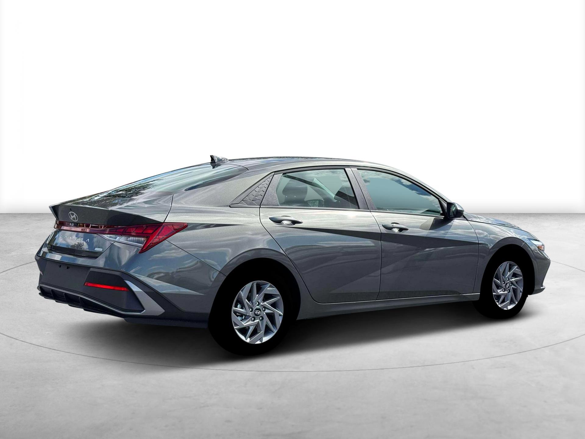 New 2026 Hyundai Elantra Blue image 8