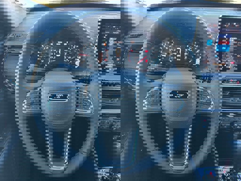 New 2026 Jeep Compass Latitude w/ Sun and Sound Group image 13