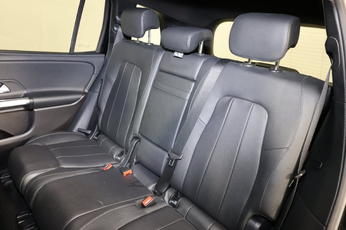 Used 2020 Mercedes-Benz GLB 250 4MATIC image 10
