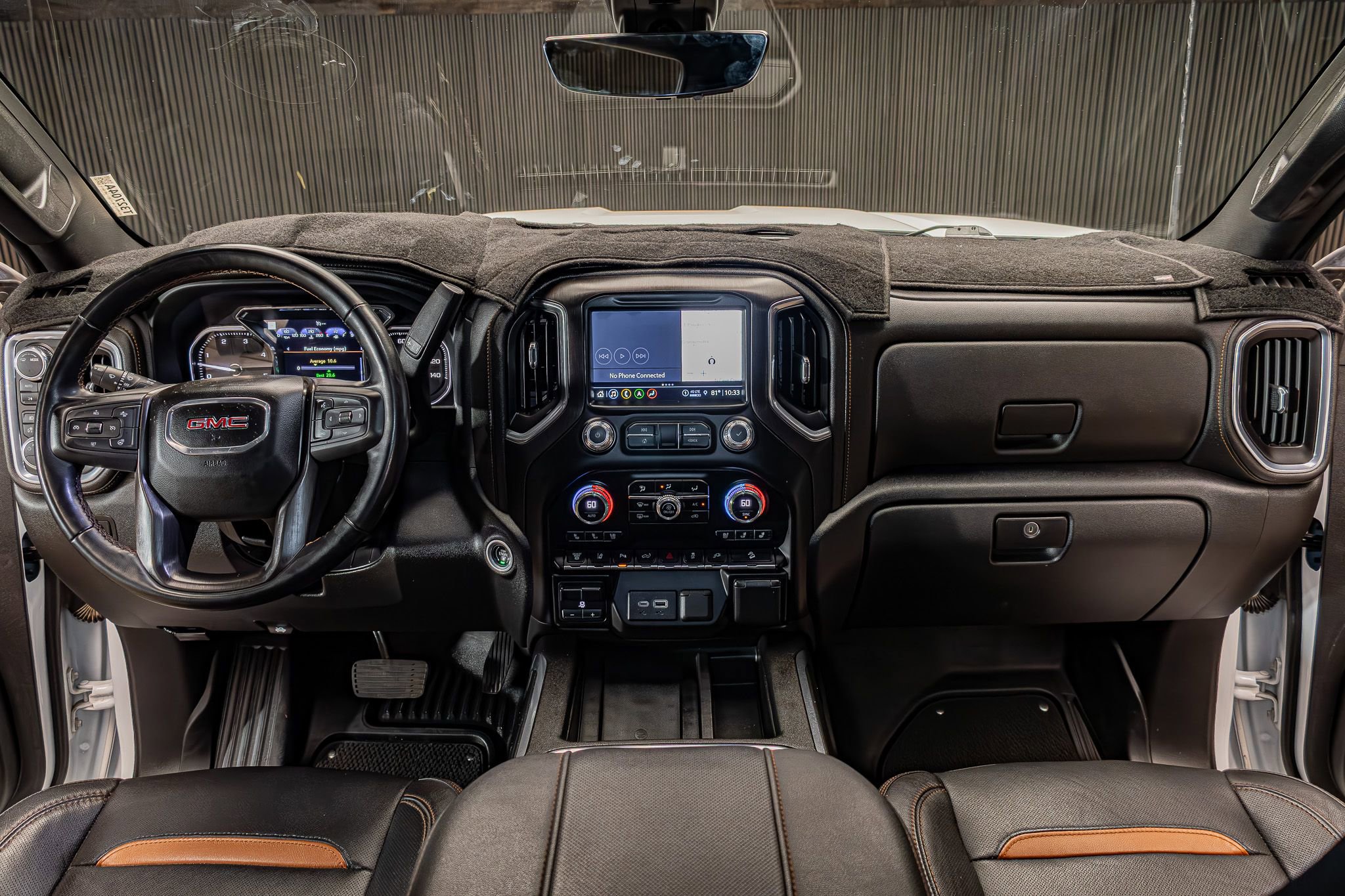 Used 2023 GMC Sierra 2500 AT4 w/ AT4 Premium Plus Package AWD/4WD image 19
