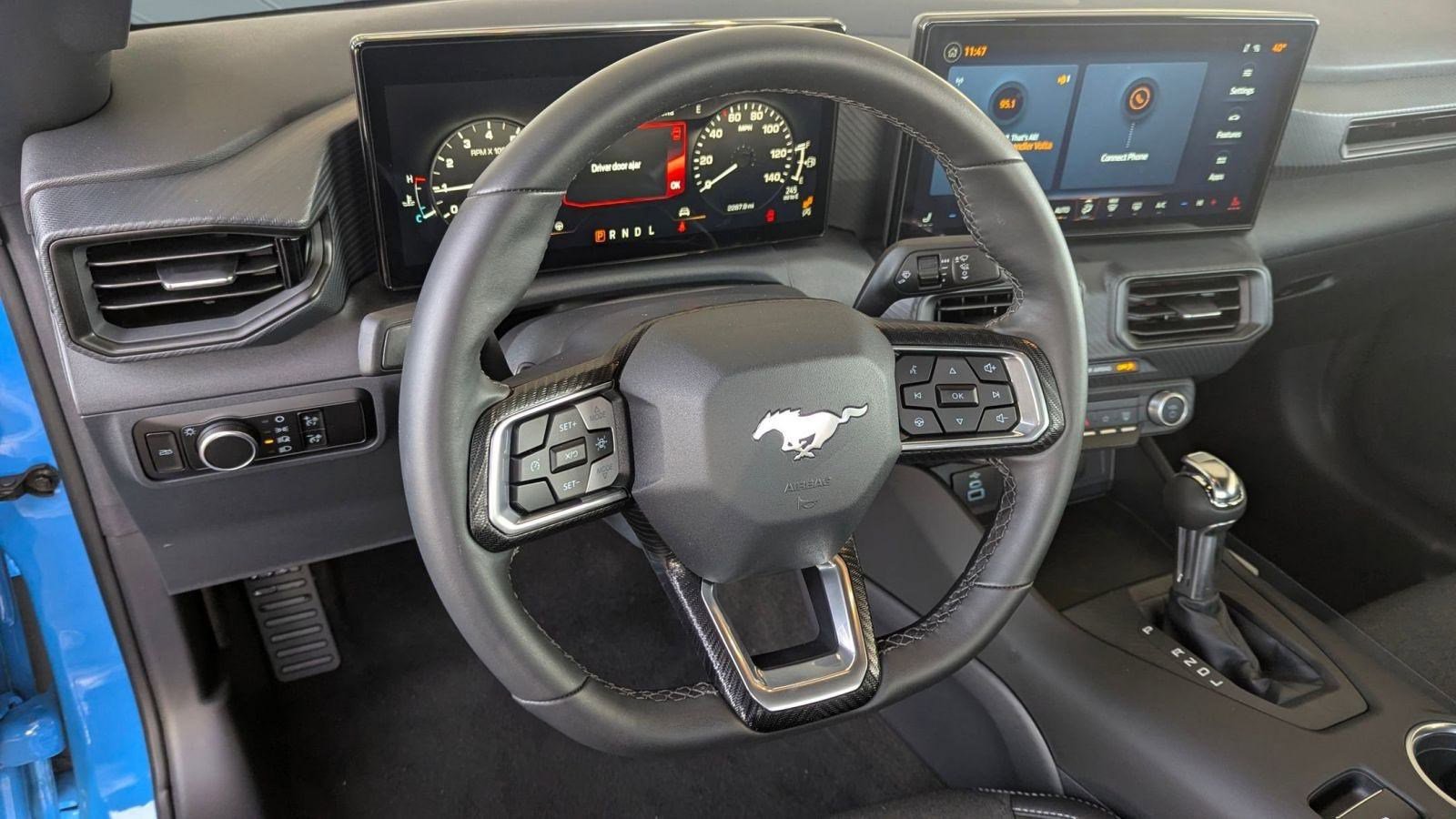 Used 2025 Ford Mustang Coupe image 22