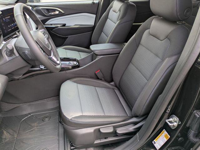 New 2026 Chevrolet Trax LT w/ Driver Confidence Package image 11