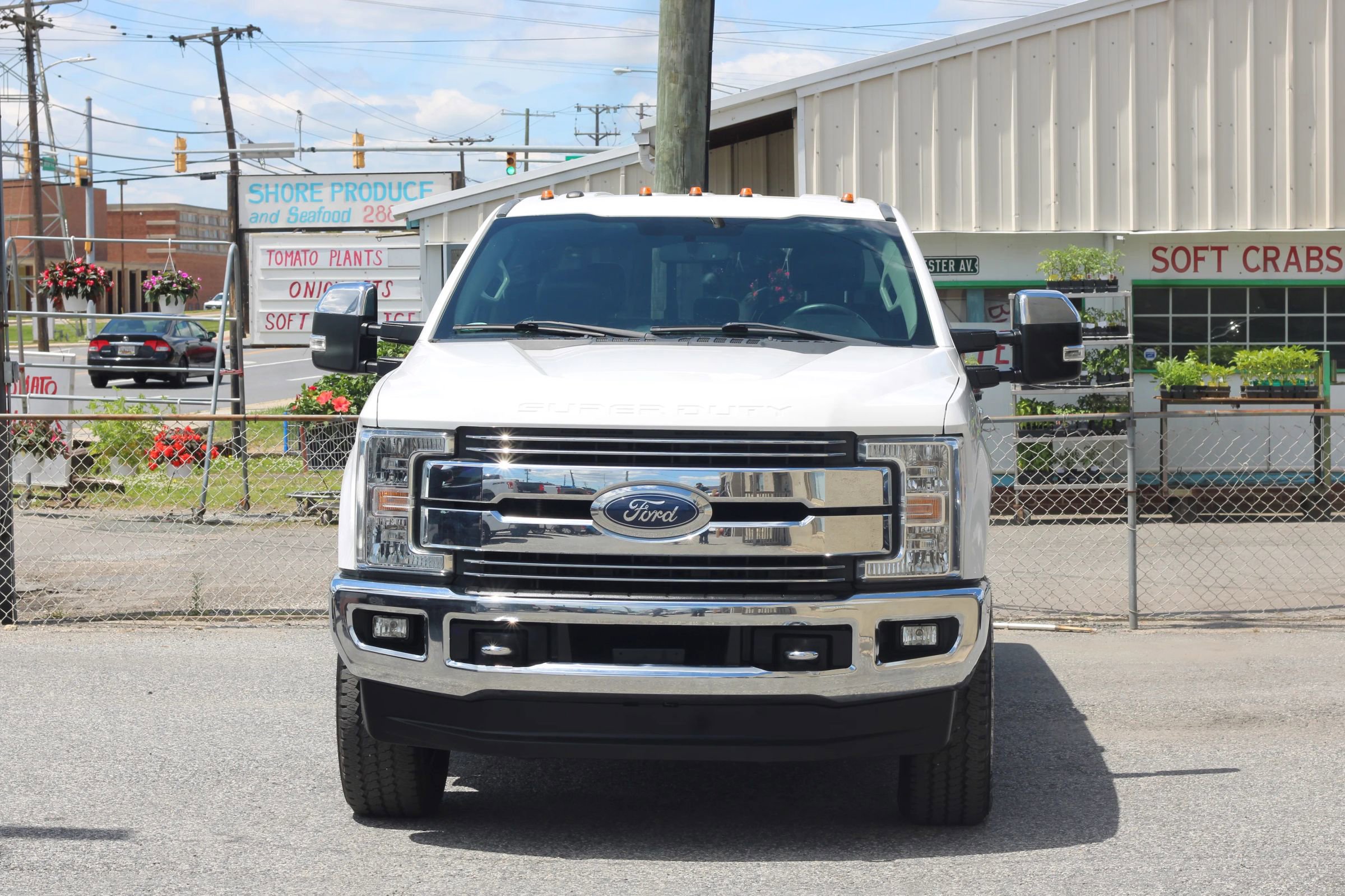 Used 2018 Ford F250 Lariat w/ Chrome Package AWD/4WD image 2