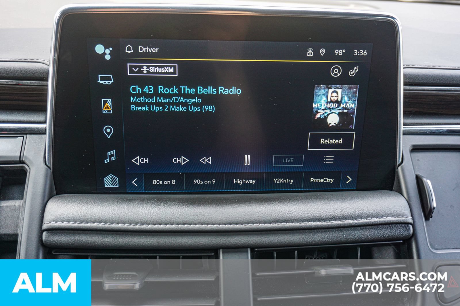 Used 2022 Chevrolet Suburban LT w/ LT Signature Package AWD/4WD image 43