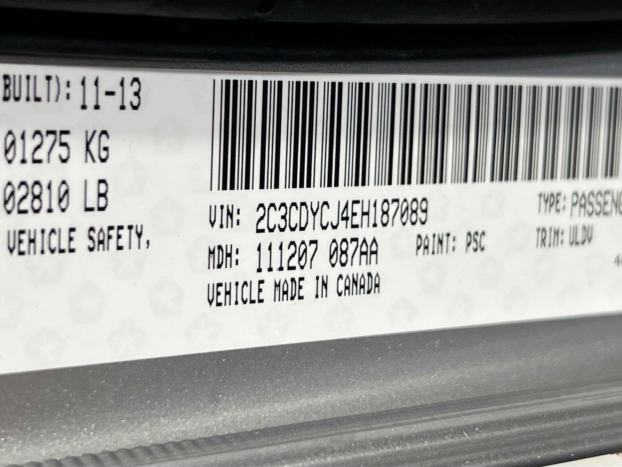 Used 2014 Dodge Challenger SRT8 w/ Harman/Kardon Audio Group image 30