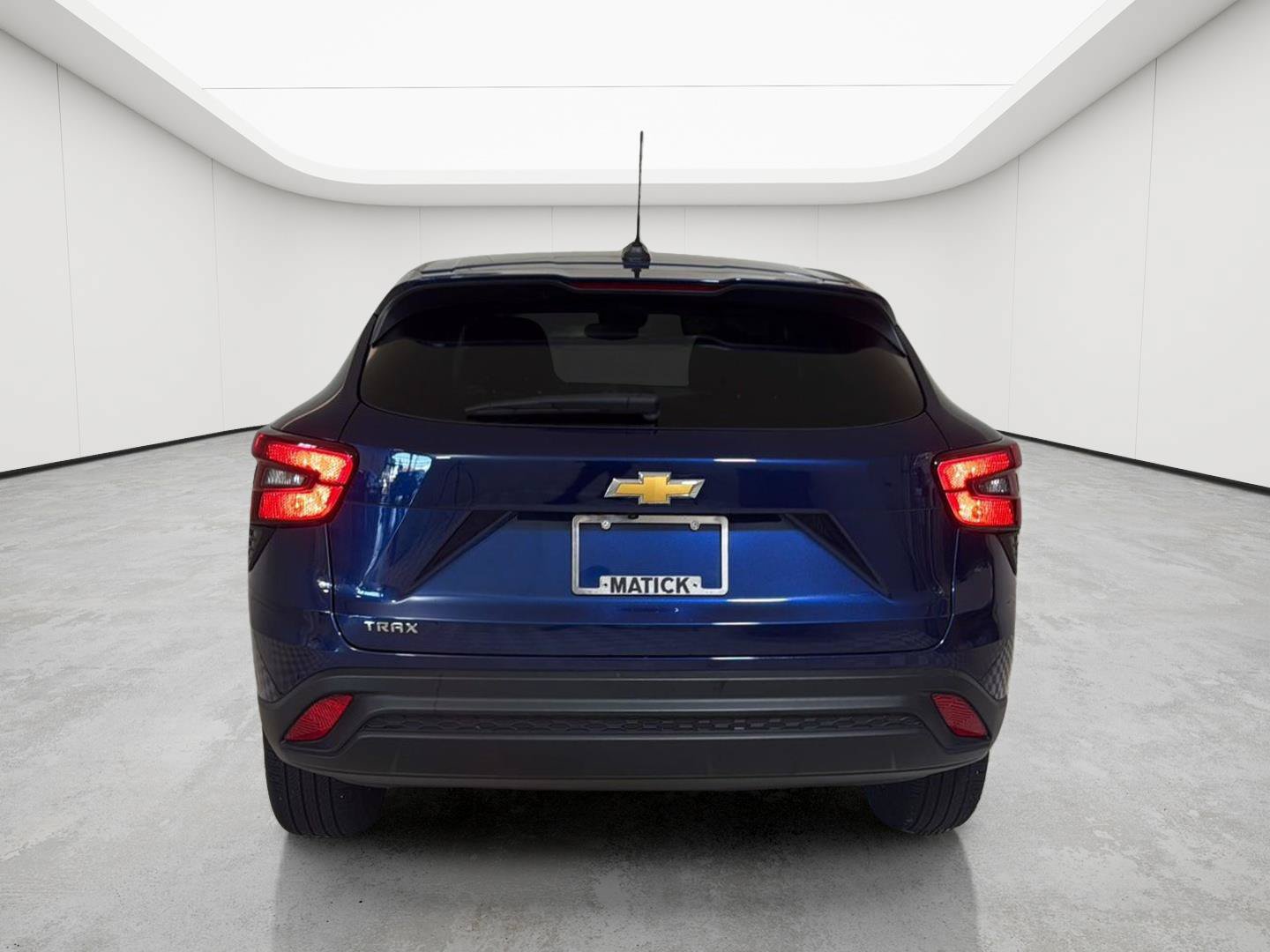 Certified 2024 Chevrolet Trax LS FWD image 14