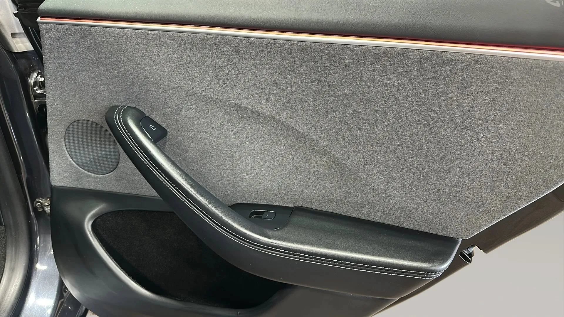 Used 2024 Tesla Model 3 Standard Range RWD image 16